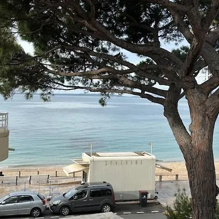 아파트 Provence-style Sea Across The Street 앙티브