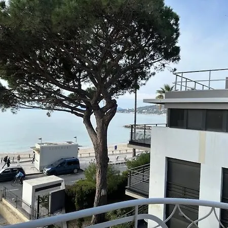 Provence-style Sea Across The Street 아파트 앙티브